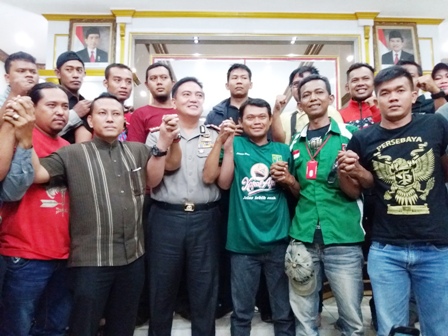 Bonek & PSHT Berdamai di Polrestabes Surabaya