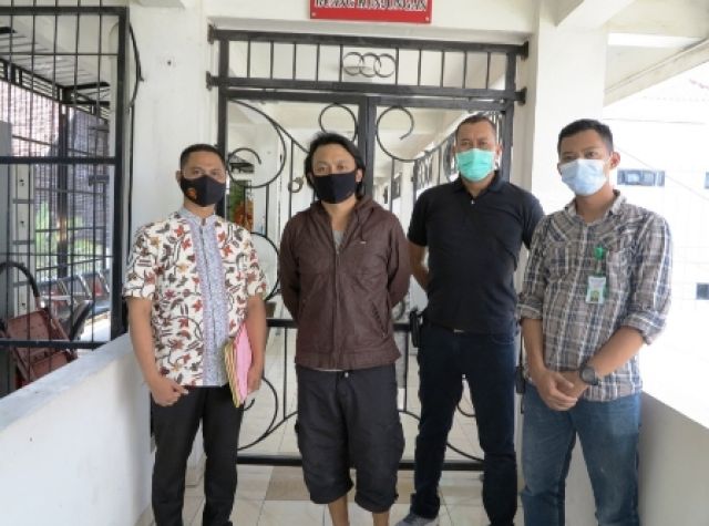 Kejari Tanjung Perak Tangkap DPO Dion Meiriono 